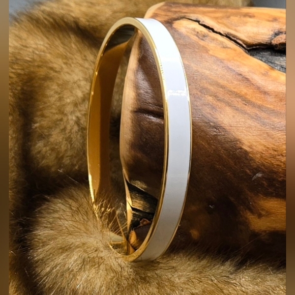 Monet Bangle Bracelet GoldTone White Enamel Size7.5 Width .25" Inner Opening2.5" - Picture 2 of 3